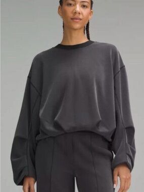 NWOT Lululemon Softstreme Voluminous-Sleeve Pullover *Limited Exclusive- Size S